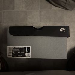 Jordan 11 Cherry GS Size 6Y