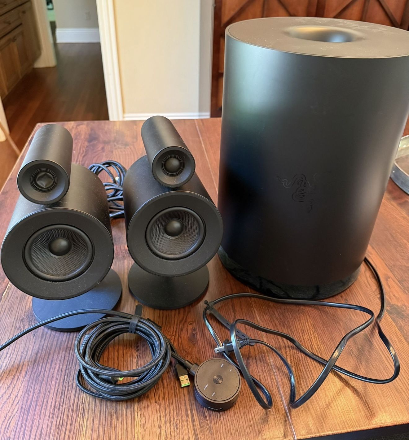 Razer Nommo Pro: THX Certified Premium Audio Dolby Virtual Surround Sound PC Gaming Speakers