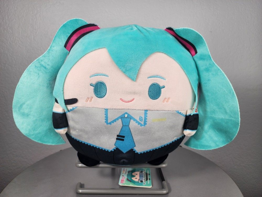 10.5” Round HATSUNE MIKU Piapro Fuwakororin Plush