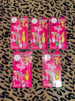 5🔥Gillette Daisy 3 shavers bundle all 5 for $20 firm on price