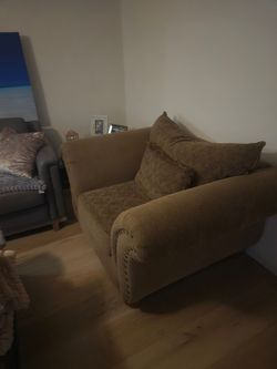 Overside chair