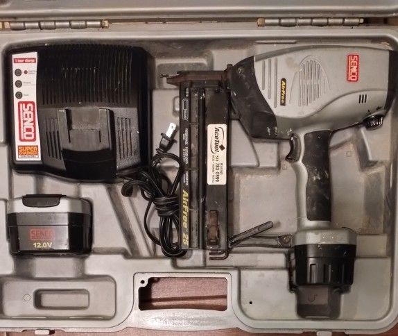 2 Battery Powered SENCO Nail Guns