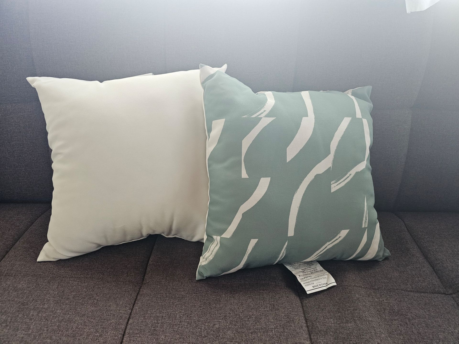 Set Of 2 Room Essentials Sage Green & White Abstract Throw Pillows 18x18 Square
Color shade may differ slightly due to lighting