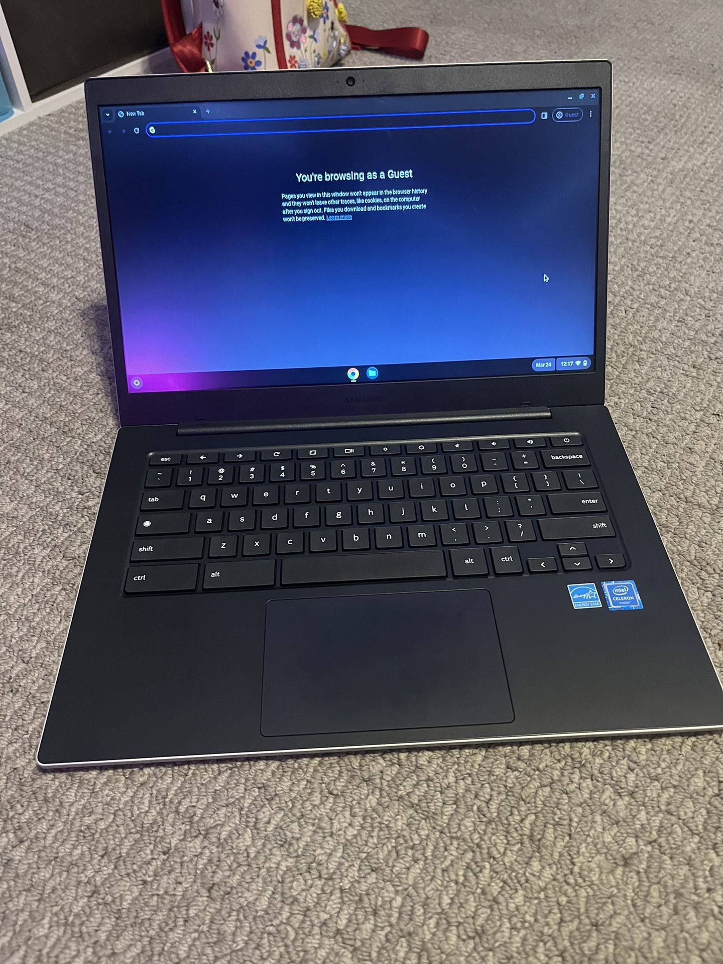 Samsung Galaxy Chromebook Go