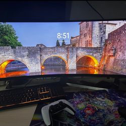Samsung Odyssey CRG9 49’ 1440p 120hz Ultra Wide Screen 
