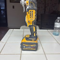 Dewalt Multi Tool & Flex Volt Battery
