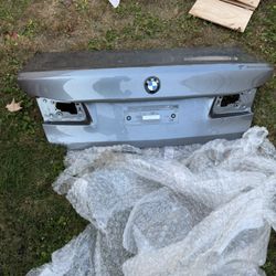 bmw g30 oem trunk 