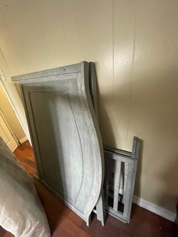 Baby crib