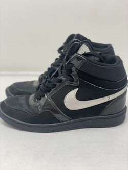 Black Nike Women Shoes Wedge Size 8