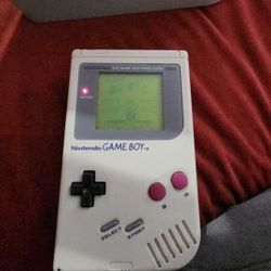 Original GAMEBOY WORKS GREAT comes With  Tetris