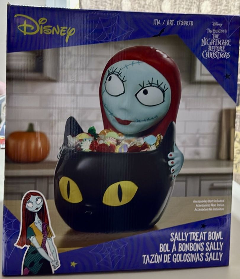 Disney Nightmare Before Christmas, Sally Treat Bowl halloween decoration