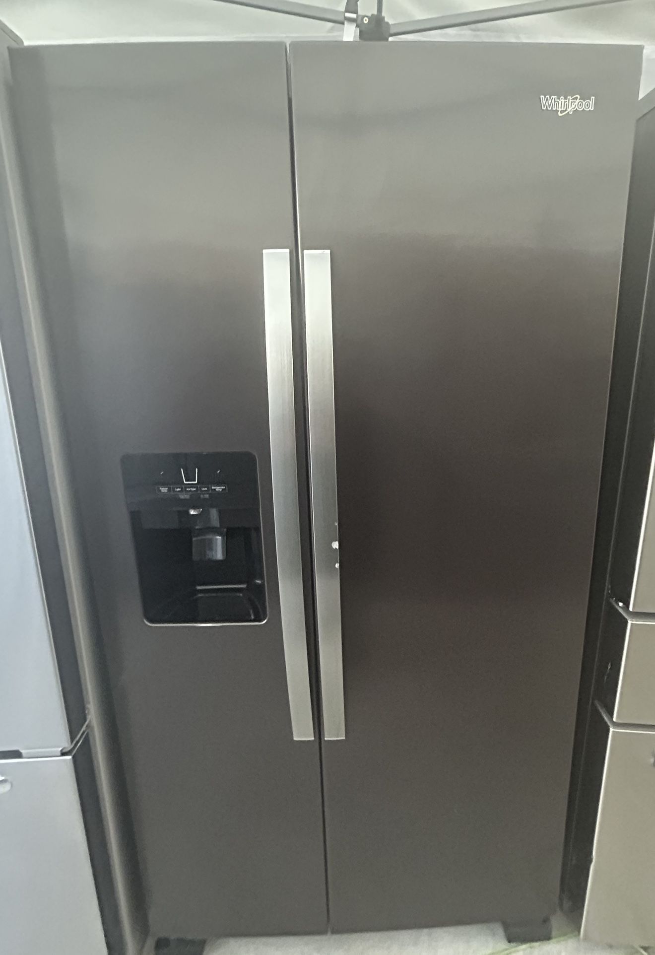 Whirpool Beautiful Black Side By Side Refrigerator