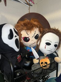 KID ROBOT HUG ME HORROR CHARACTERS 