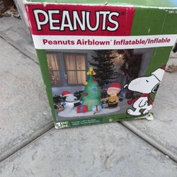 Peanuts Airblown Inflatable 6ft