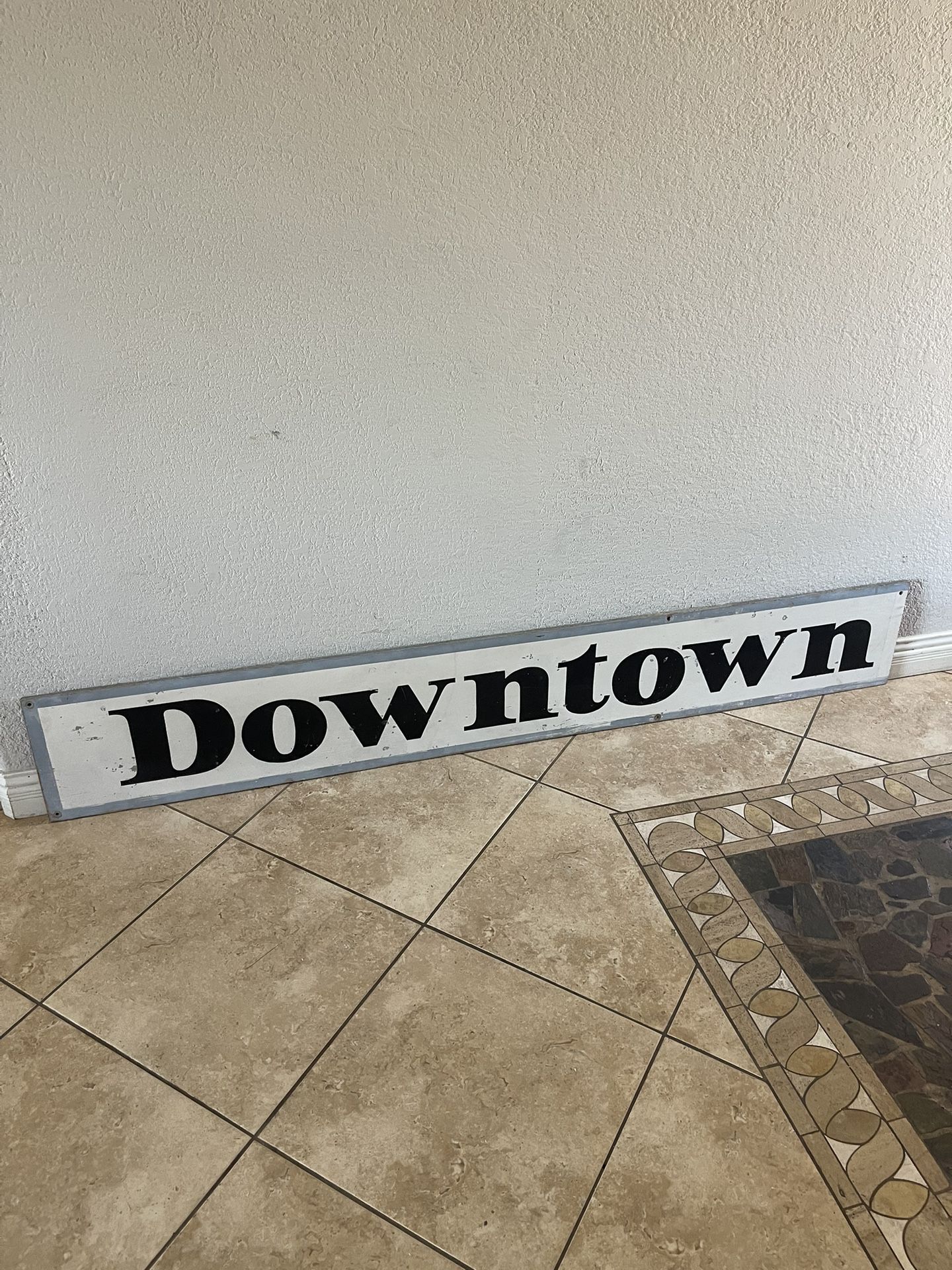 Decor Sign