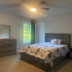Grey Wood Full Bedroom Set