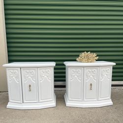 Beautiful Modern Vintage White Nightstands 
