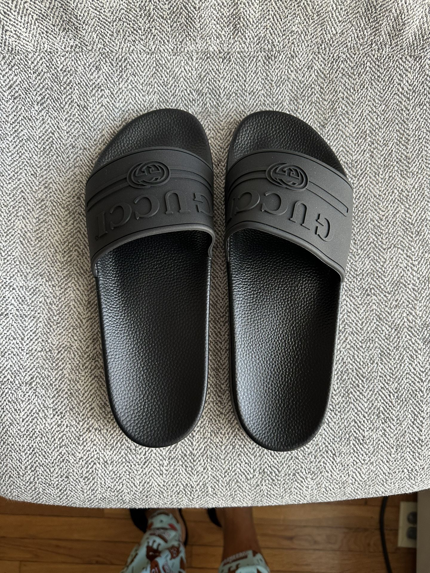 Brand NEW Gucci Slides