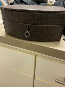 Jewelry holder