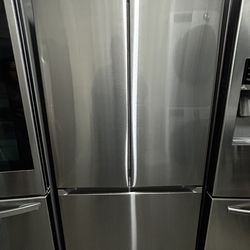 Samsung Refrigerator 33 inch