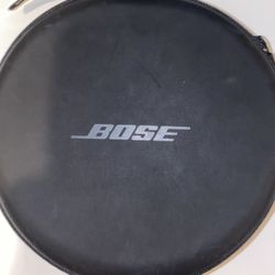 Bose Quiet control Wireless Headphones With Noise Canceling 