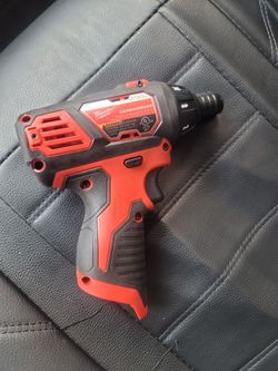 Milwaukee impact screwdriver