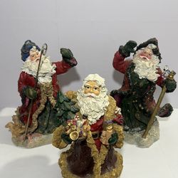 Santa Claus Figurine Set