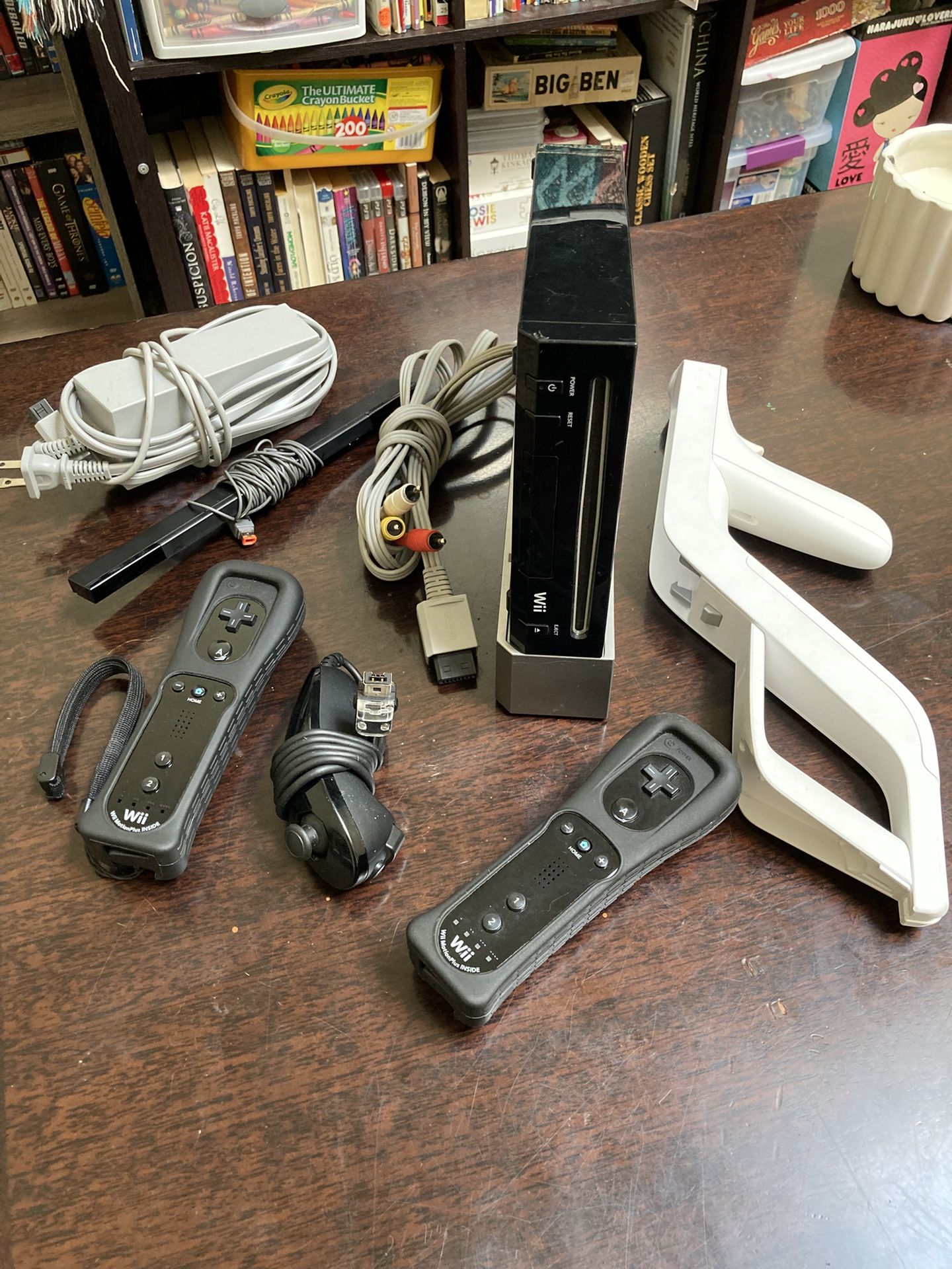 Nintendo Wii 73 Games Plus 1300 Retro