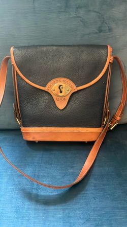 Dooney & Burke Messenger Bag