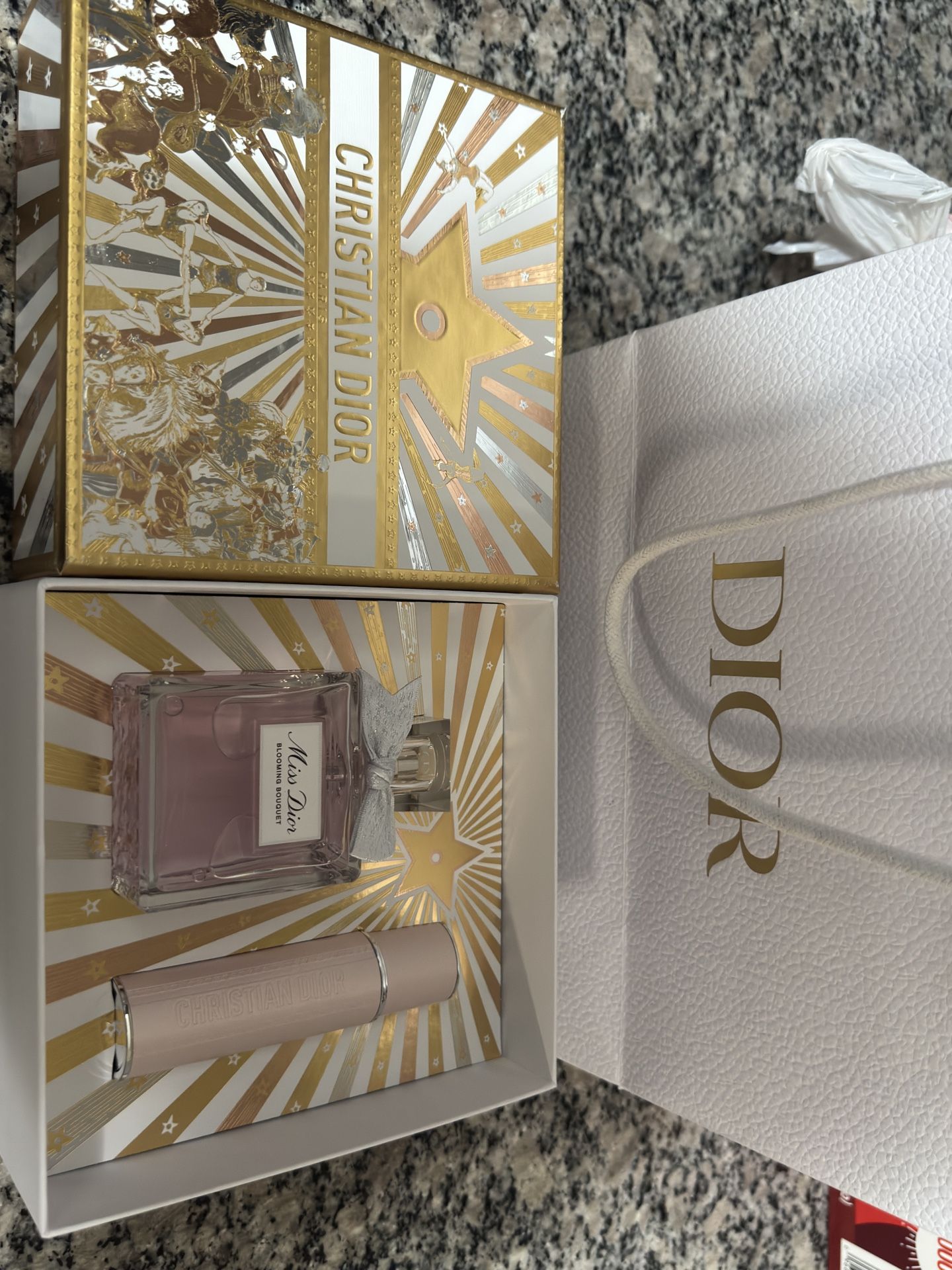 Dior Women’s Perfume ( Miss Dior Blooming Bouquet)