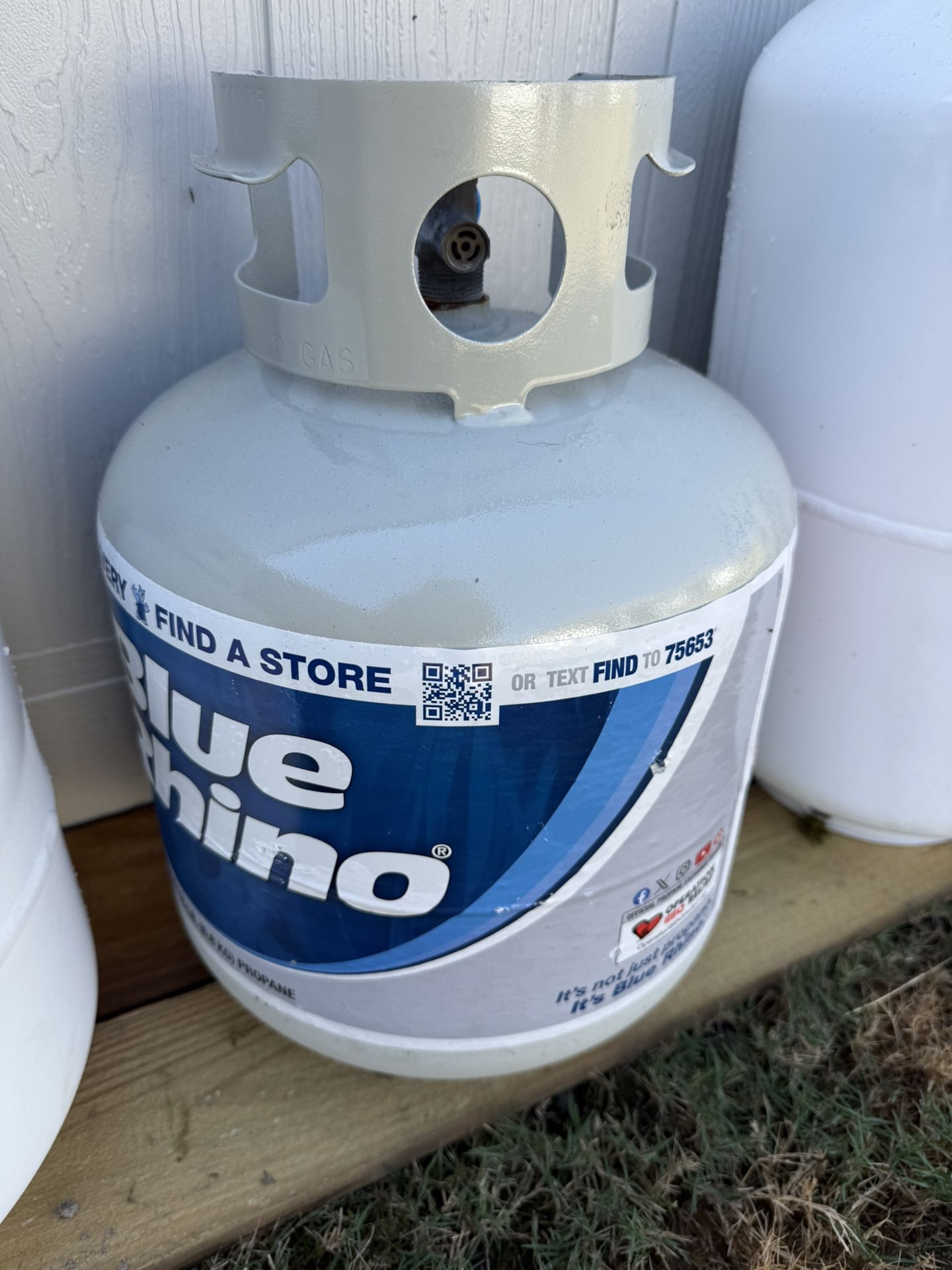 Propane tank