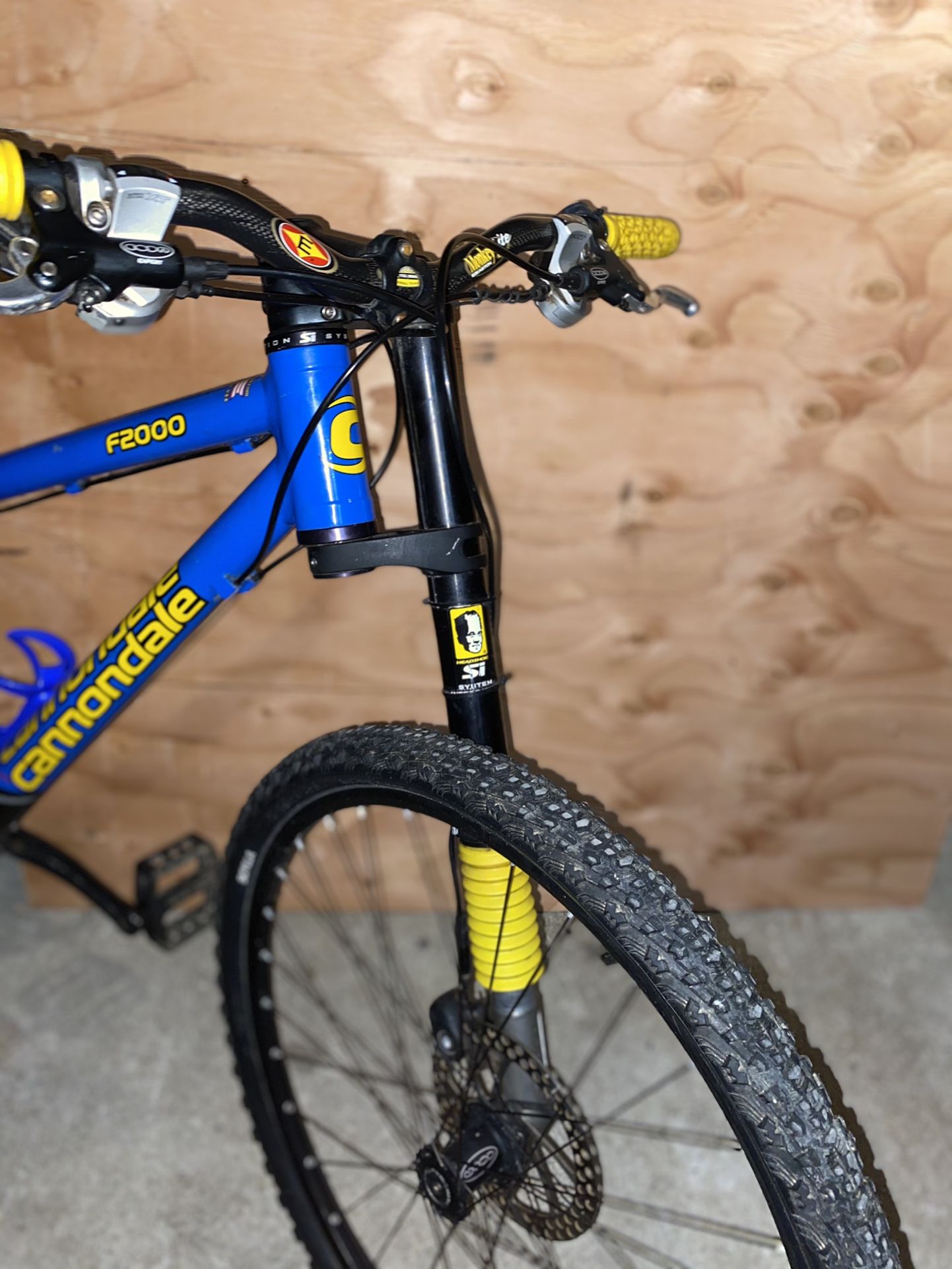 Cannondale Adults Mountain Bike (Lefty Super Awsome Bike for