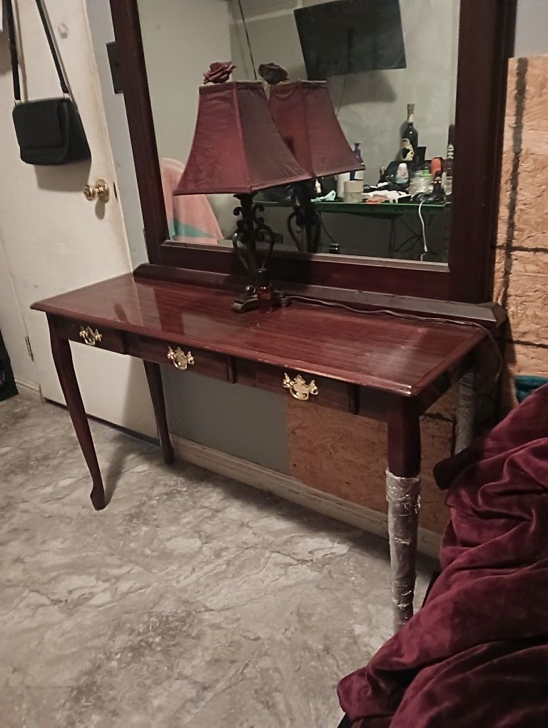 Mahogany✓Vanity And Mirror ~