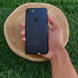 iPhone 7 Unlocked / desbloqueado🔓 