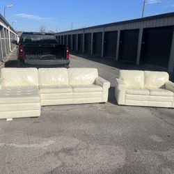 Beautiful White Leather Sofa Set!