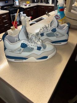 Jordan 4 Retro Military Blue size 10M