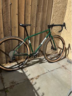Breezer Gravel Bike Green 29er. Frame  Small 1x11