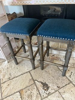 Wood barstools