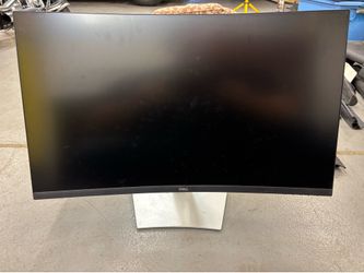 Dell 32” curved monitor - 2 matching