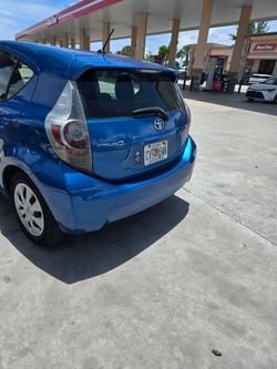2013 Toyota Prius C $3500