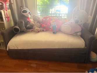 Twin bed