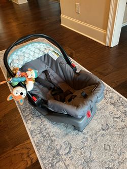 Graco Snugride 30 Car Seat