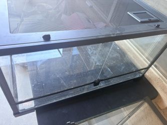 Reptile Tanks And Enclosures
