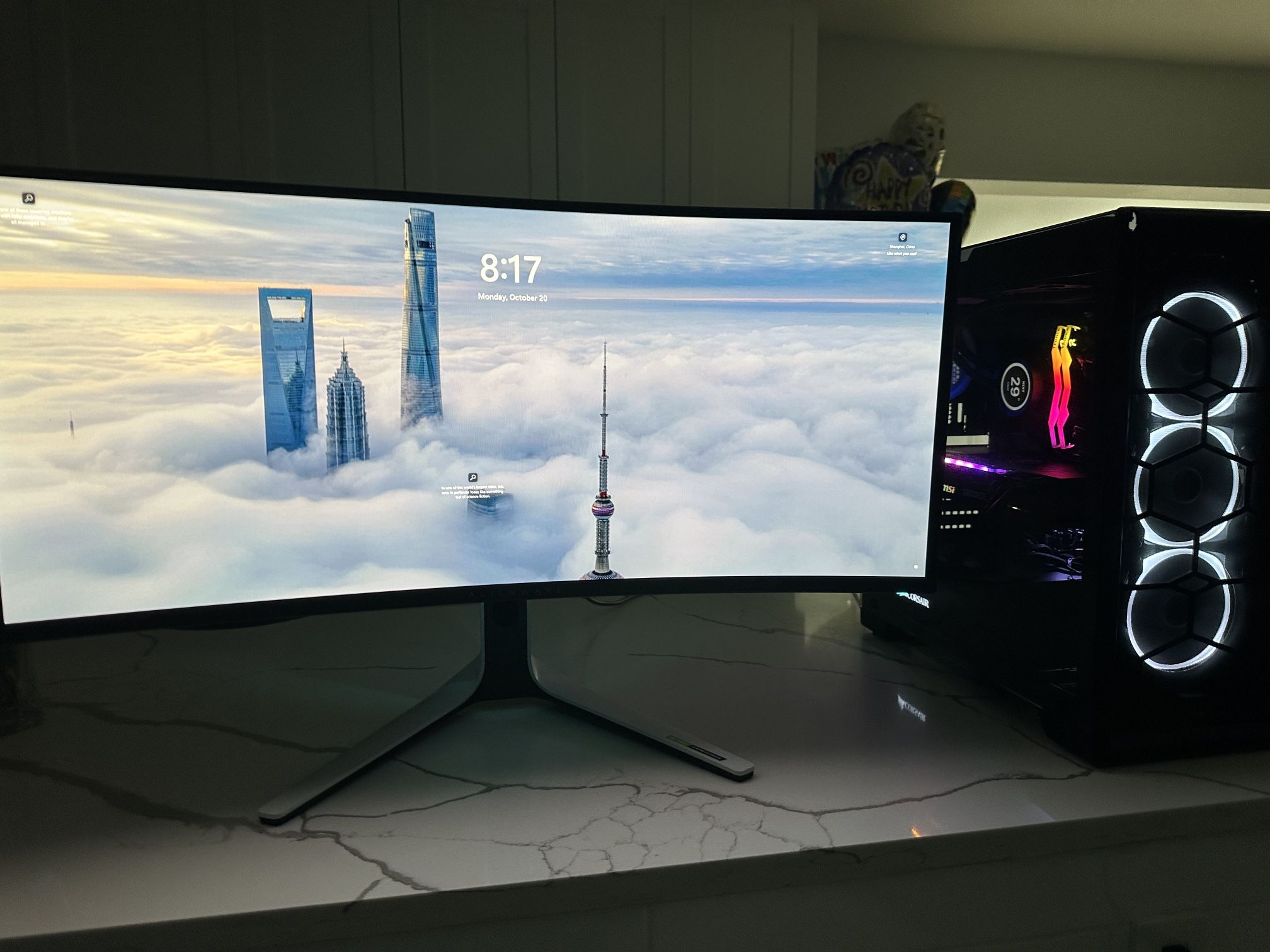 Gaming PC Setup Case + Monitor 