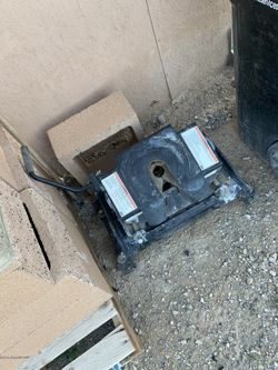 Reese 5th Wheel Hitch