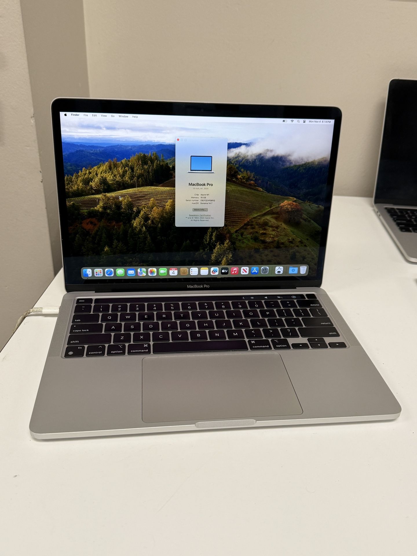 Apple 13” 2020 MacBook Pro Touch Bar Retina M1 Chip 16gb RAM 512gb - Main Image