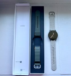 Samsung Galaxy Watch 7 with Extra Band