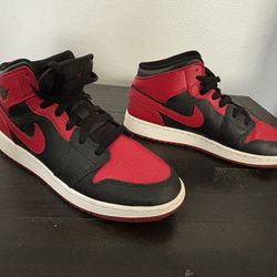 Air Jordan 1 mid