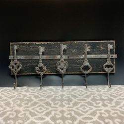 Rustic Wood Wall Mounted Key Rack, 5 Skeleton Key Hooks 17” X  8”