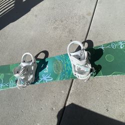 151cm K2 Luna Snowboard, size 8 ThirtyTwo Boots, New Element Bindings